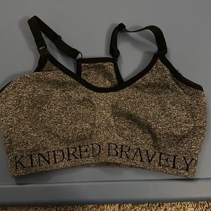 Kindred Bravely nursing sports bra medium